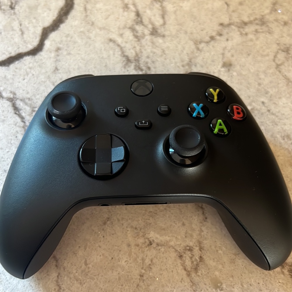 Xbox One - Picture 3 of 4